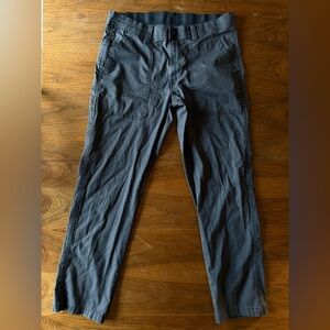 Size 32x30 gray pants.